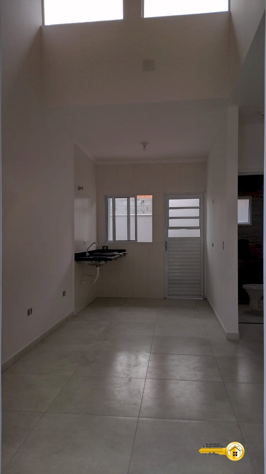 Imagem imóvel CASA EM CONDOMÍNO