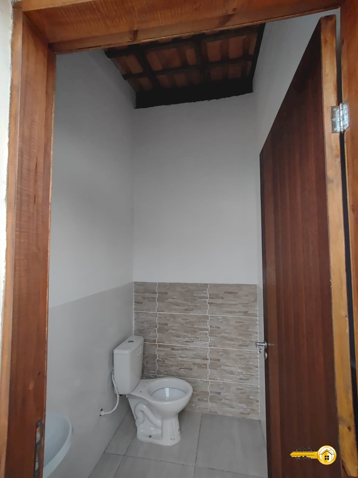 916d6f82a314bc45fcb67e274f1586de.jpg