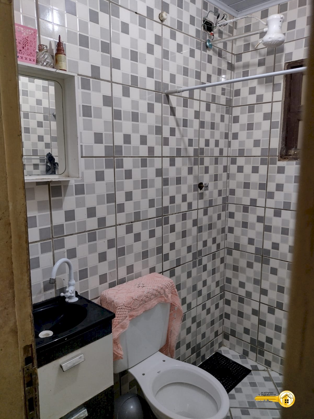 b876c9d68c24f800f6e86dca6bd6203d.jpg