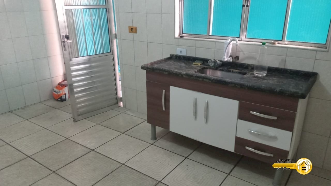 d8f29a1e1b8687a9a5bd2690a309bf16.jpg