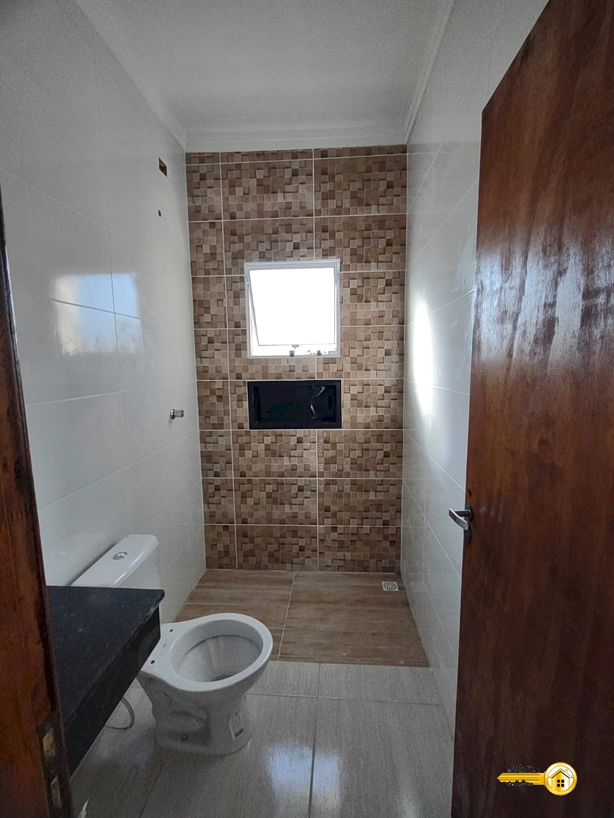 cdd68e0e887c941419e97f2983d28afd.jpg