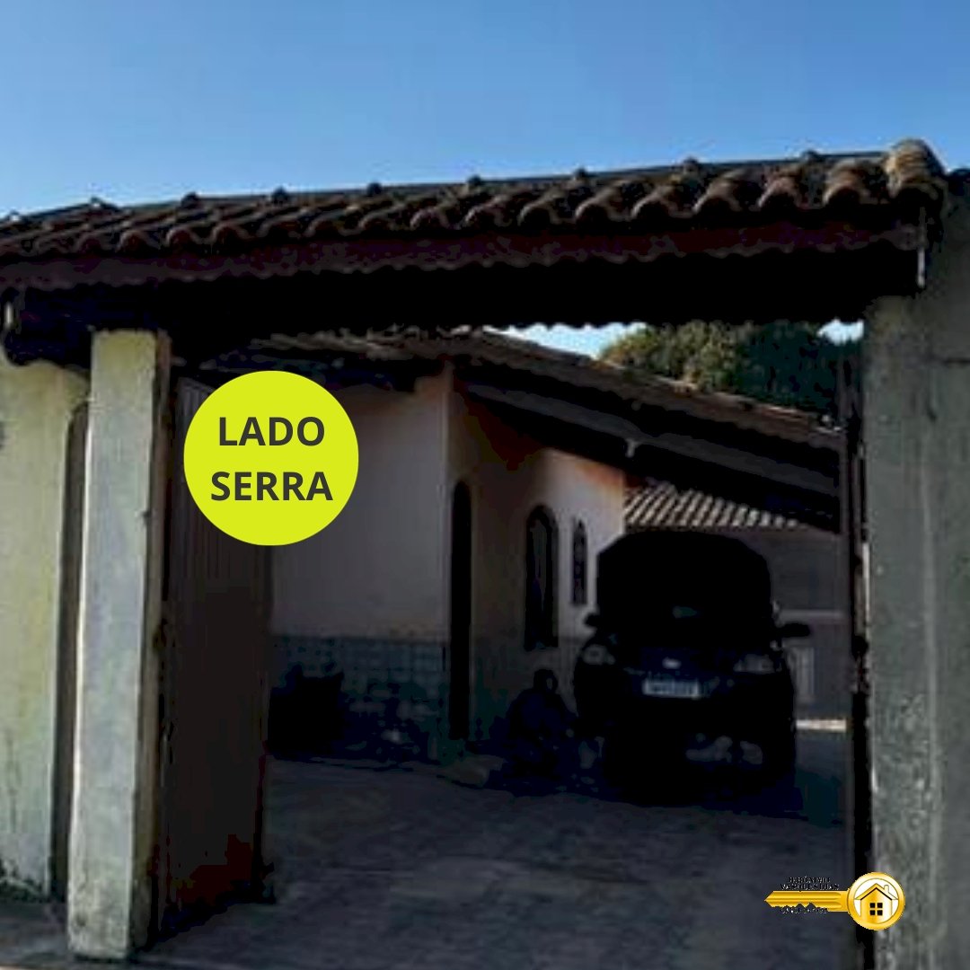 Casa com Edícula