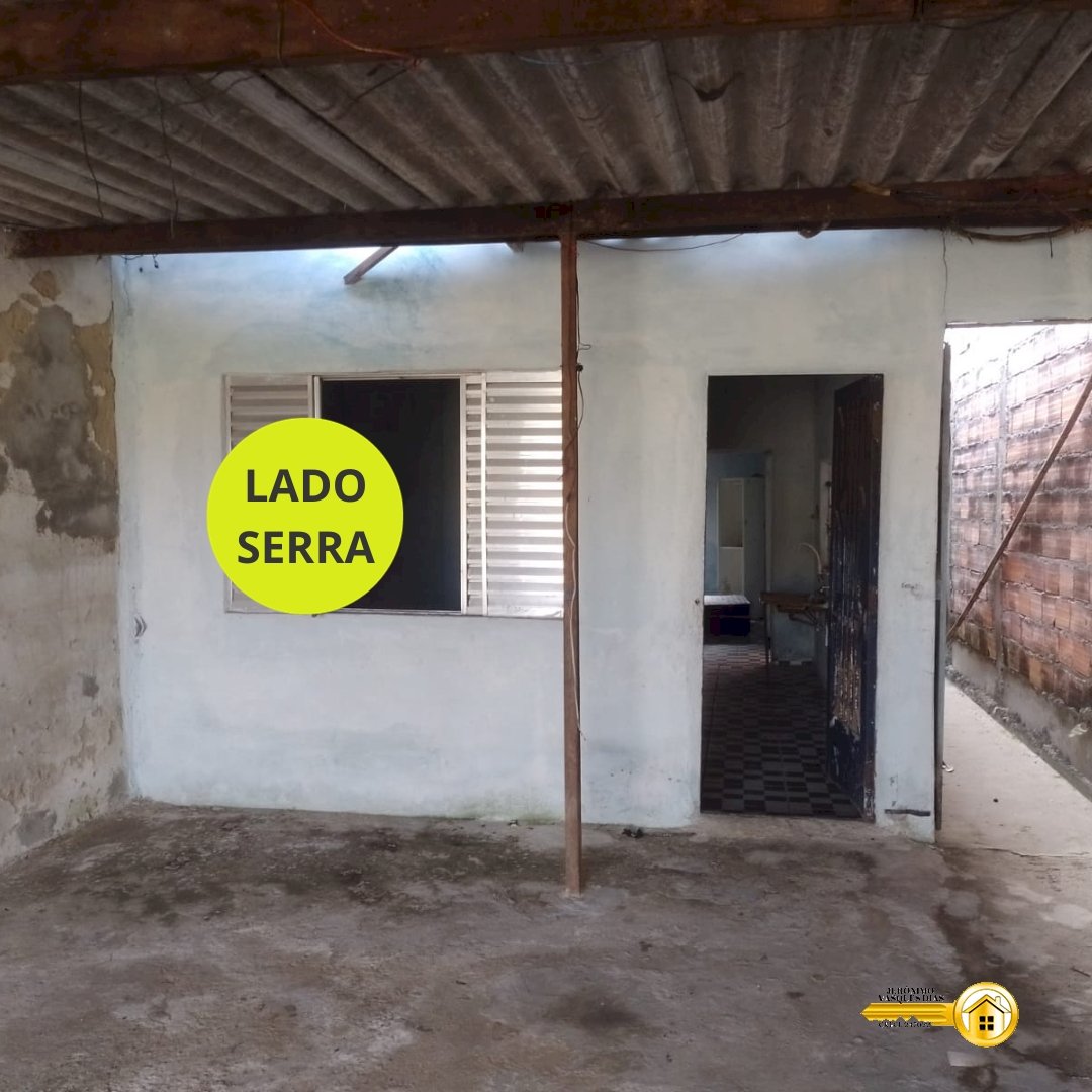 Casa com Edícula