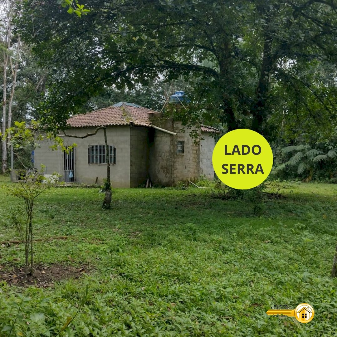 Chácara com Casa